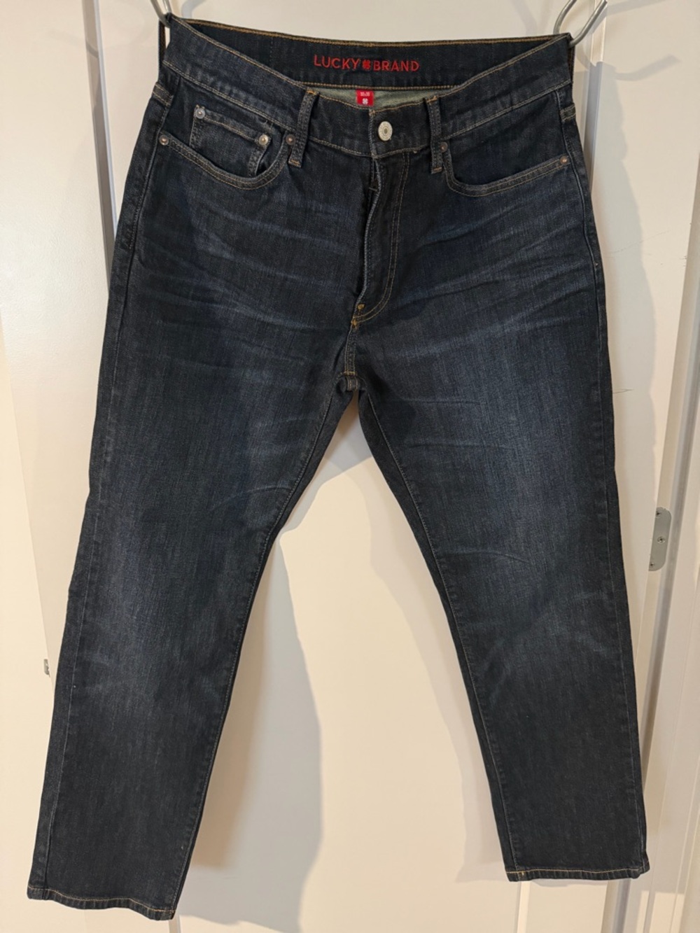 32x30 Lucky Brand Men’s Dark Wash Denim Jeans - Blue